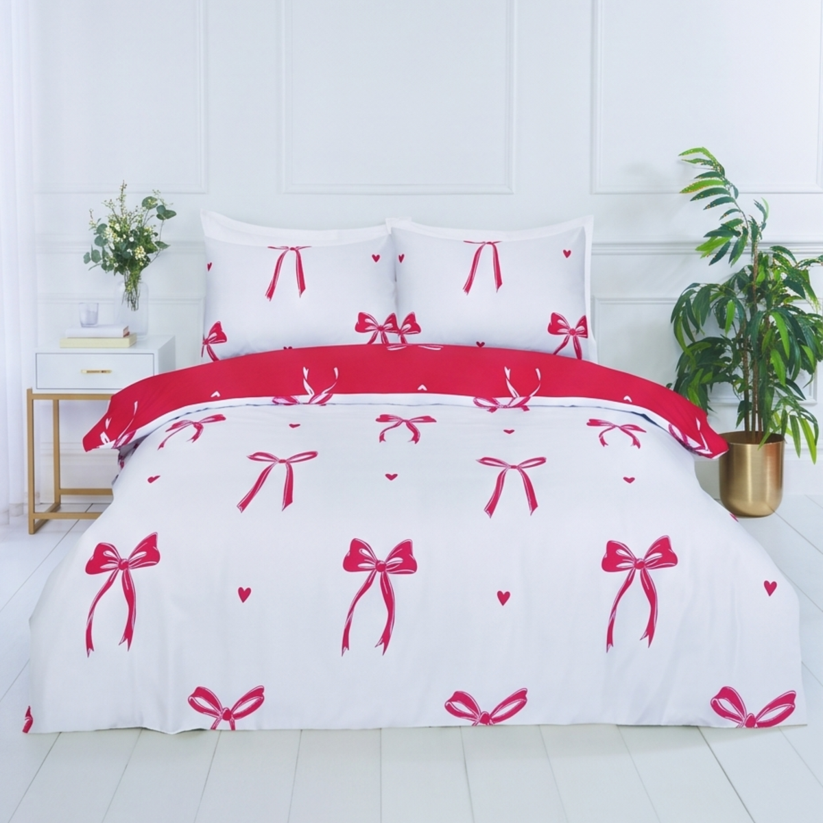 Bows Red  Bedding Set