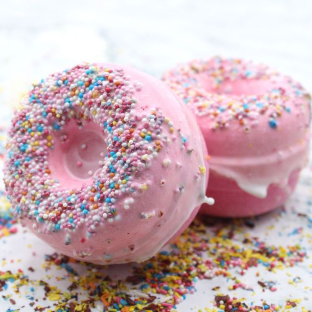 Doughnut Bath Bomb - Raspberry