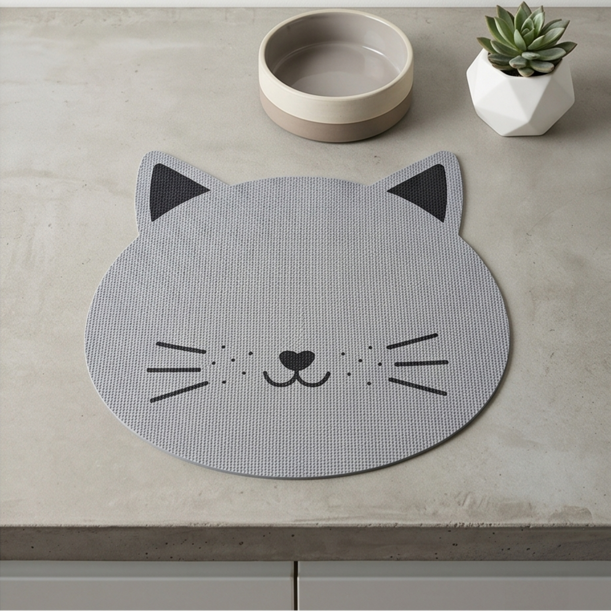 Anti Slip Cat or Dog Head Food Mat