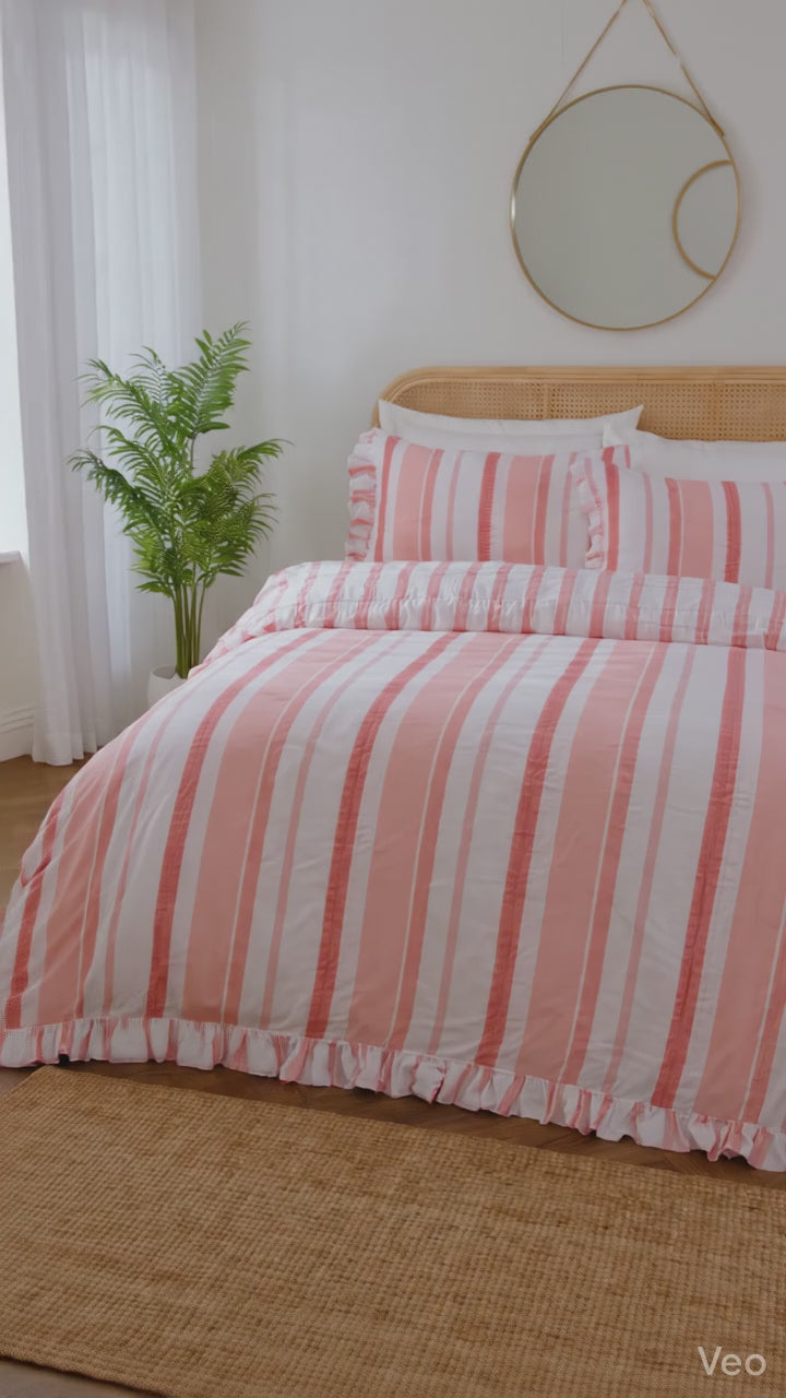 Frilly Maya Pink Bedding Set