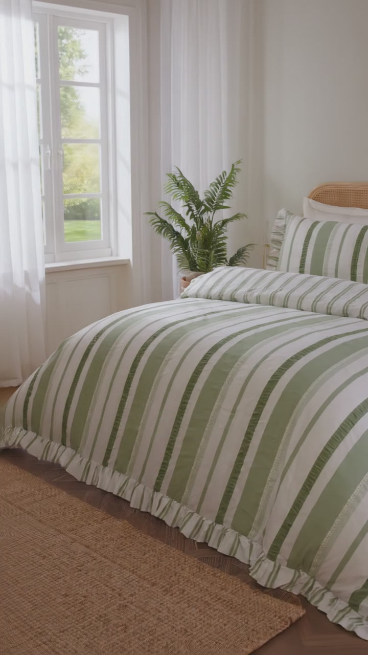 Frilly Maya Bedding Set Single