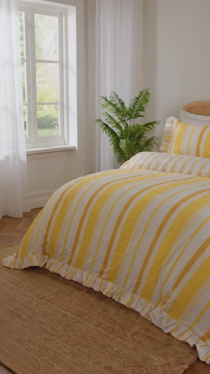 Frilly Maya Yellow Bedding Set